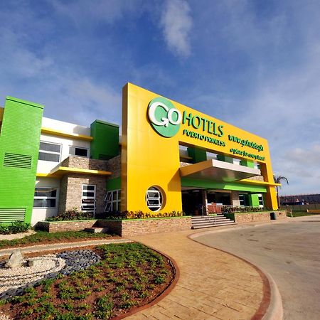 Go Hotels Puerto Princesa Buitenkant foto