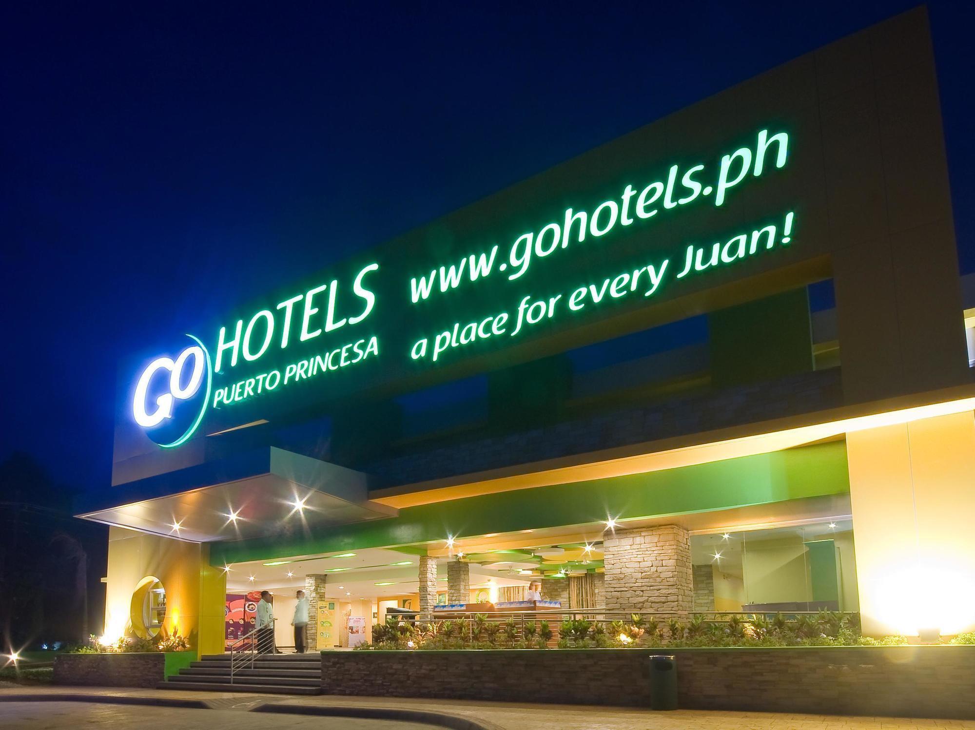 Go Hotels Puerto Princesa Buitenkant foto