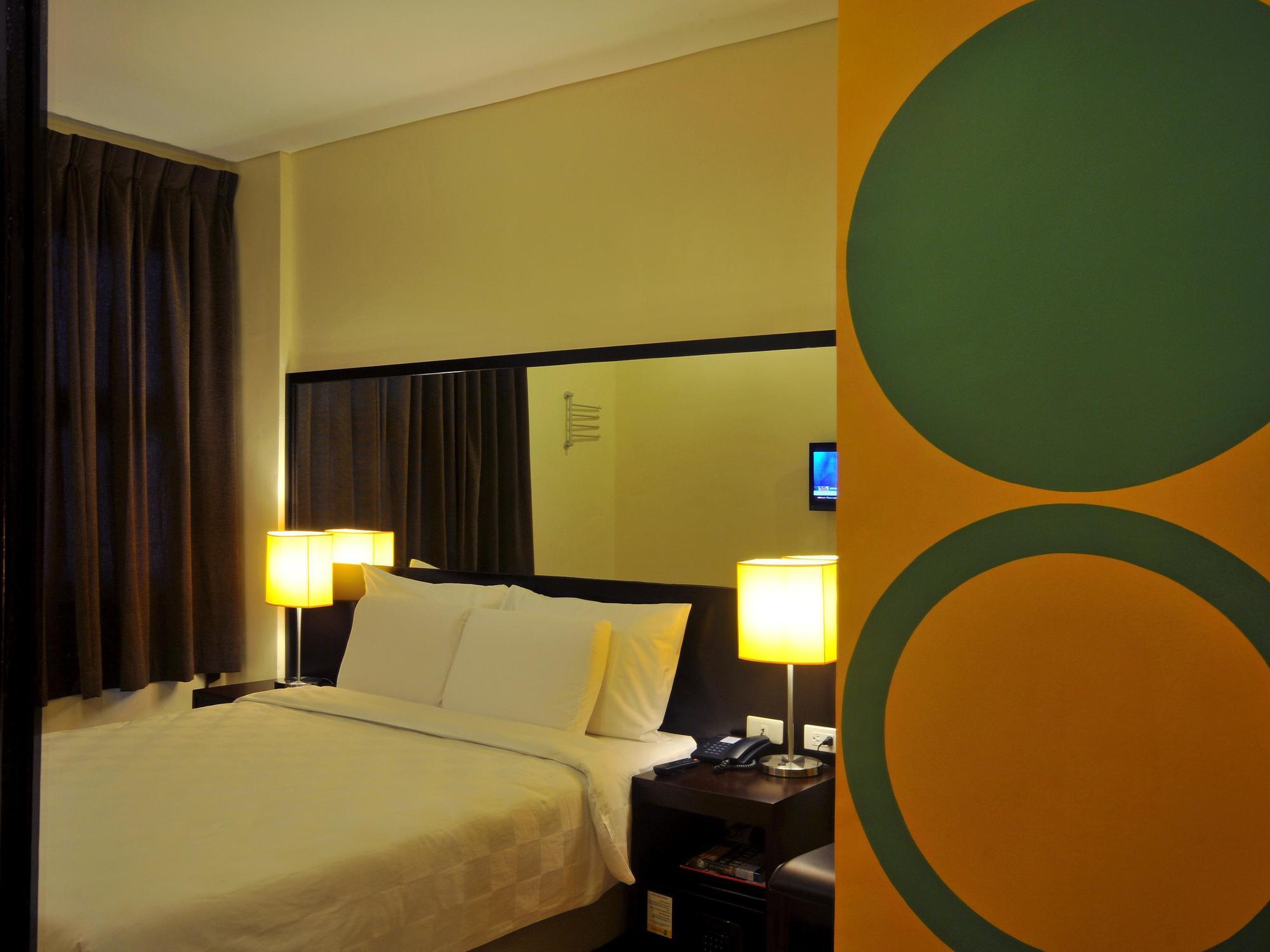 Go Hotels Puerto Princesa Buitenkant foto