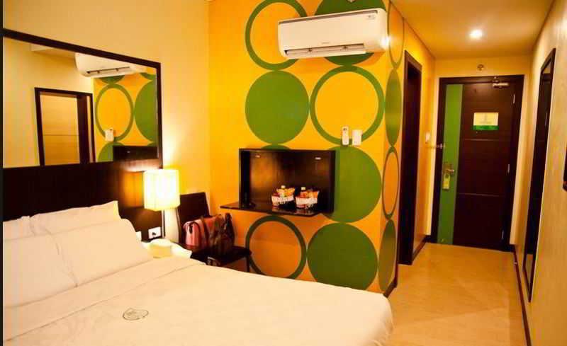 Go Hotels Puerto Princesa Buitenkant foto