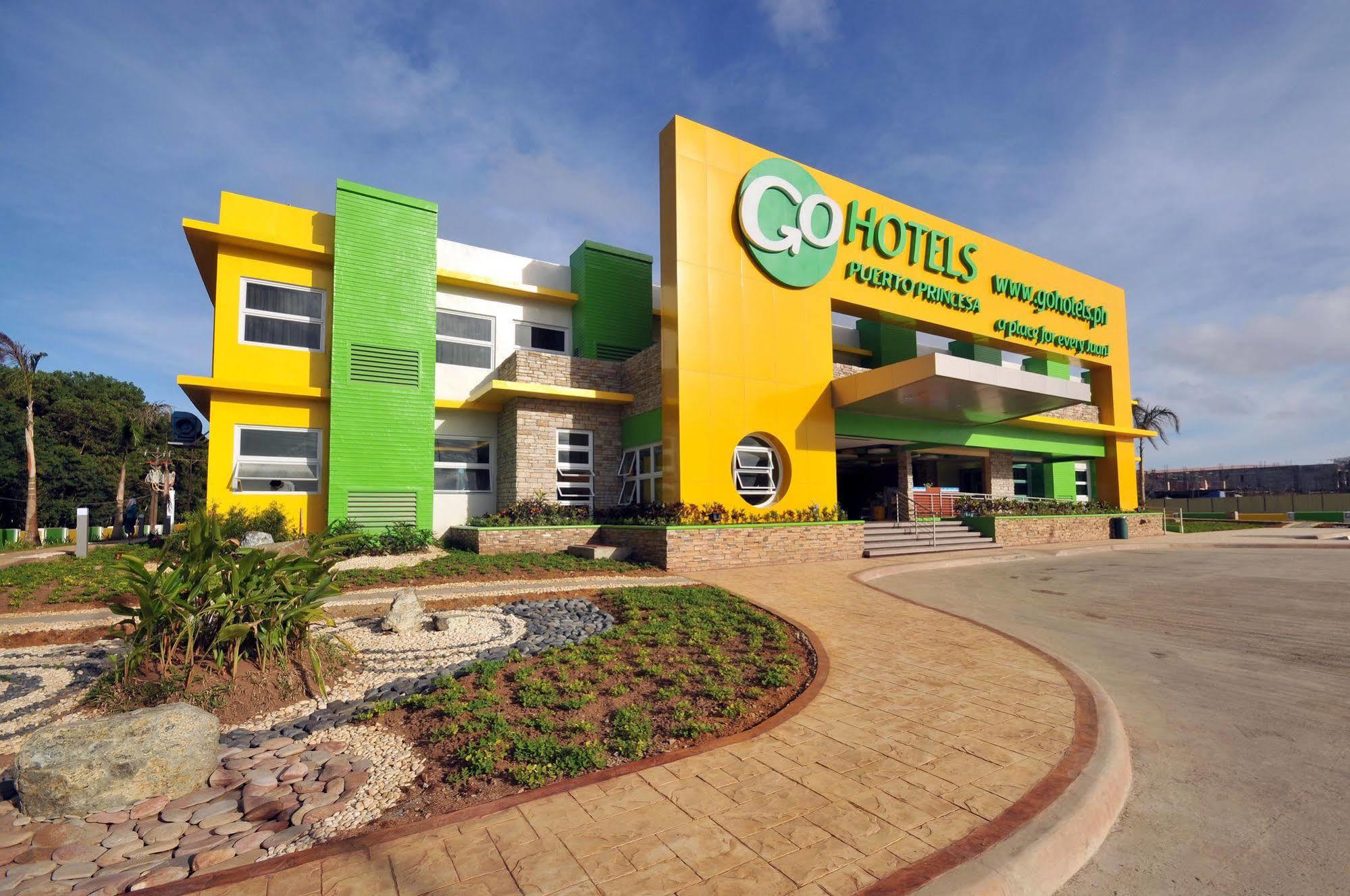 Go Hotels Puerto Princesa Buitenkant foto